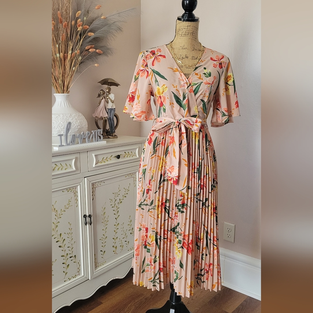 Floral V-Neck Dress
